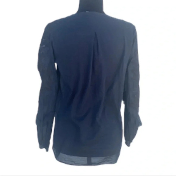 Elie Tahari Black Boho Top Front Pleating Detail Embroidery on Sleeves Size XS - Picture 2 of 9